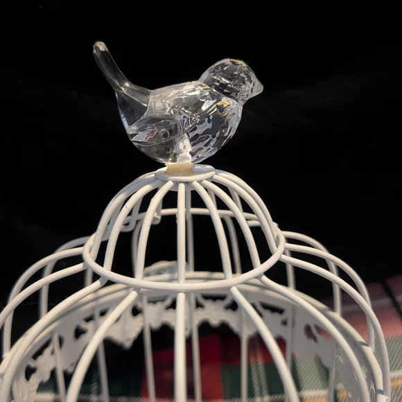 Home Collection White Ornate Lantern - Picture 2 of 8